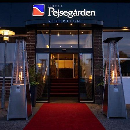 Hotel Pejsegaarden Brædstrup المظهر الخارجي الصورة